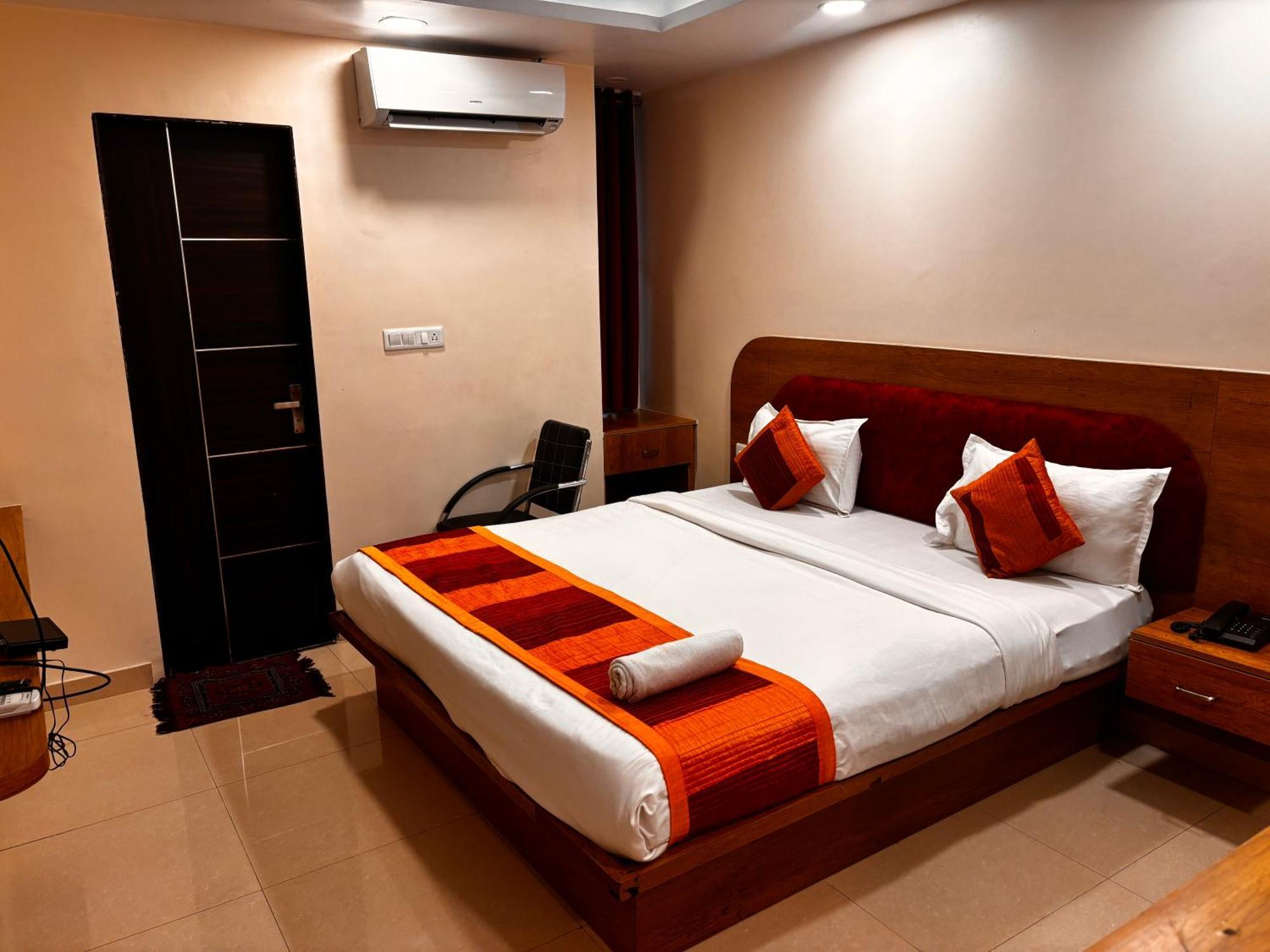 Hotel Gulabi Nagri, Malviya Nagar, Jaipur Luaran gambar